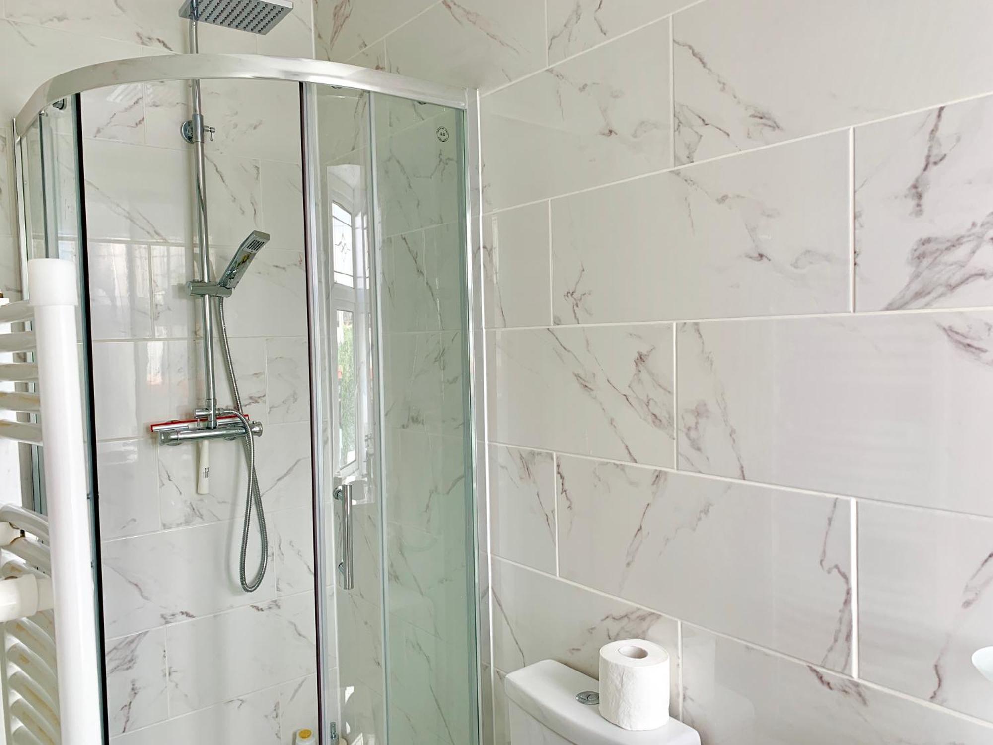 London Studio Apartments, Private Bathroom, Kitchenette, Parking, Np2 Londres Exterior foto