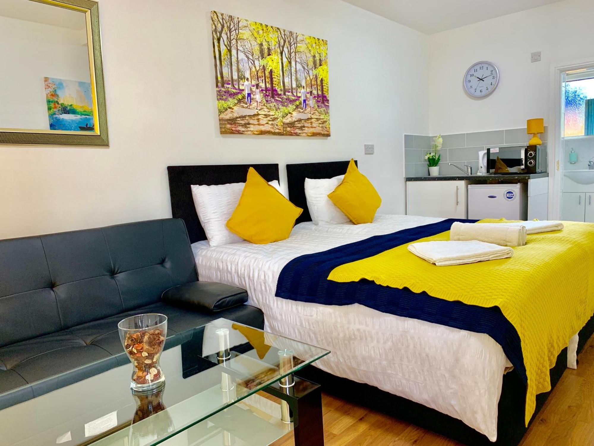 London Studio Apartments, Private Bathroom, Kitchenette, Parking, Np2 Londres Exterior foto