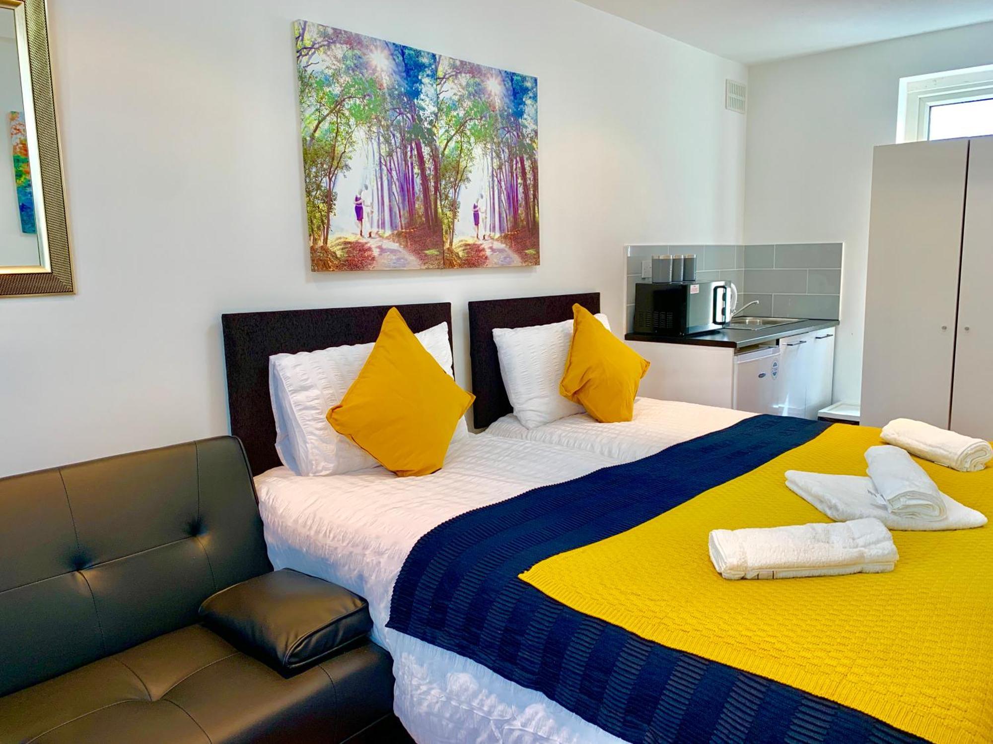 London Studio Apartments, Private Bathroom, Kitchenette, Parking, Np2 Londres Exterior foto