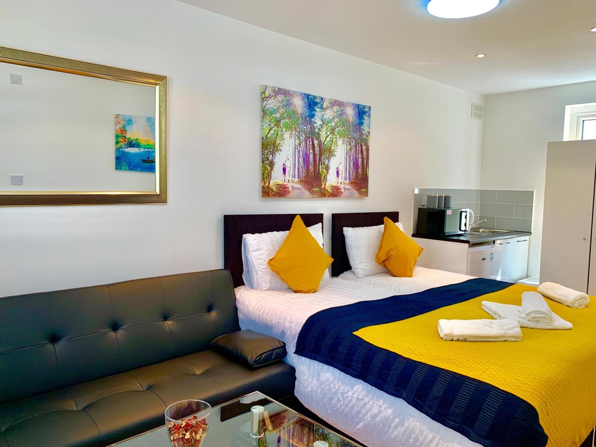 London Studio Apartments, Private Bathroom, Kitchenette, Parking, Np2 Londres Exterior foto